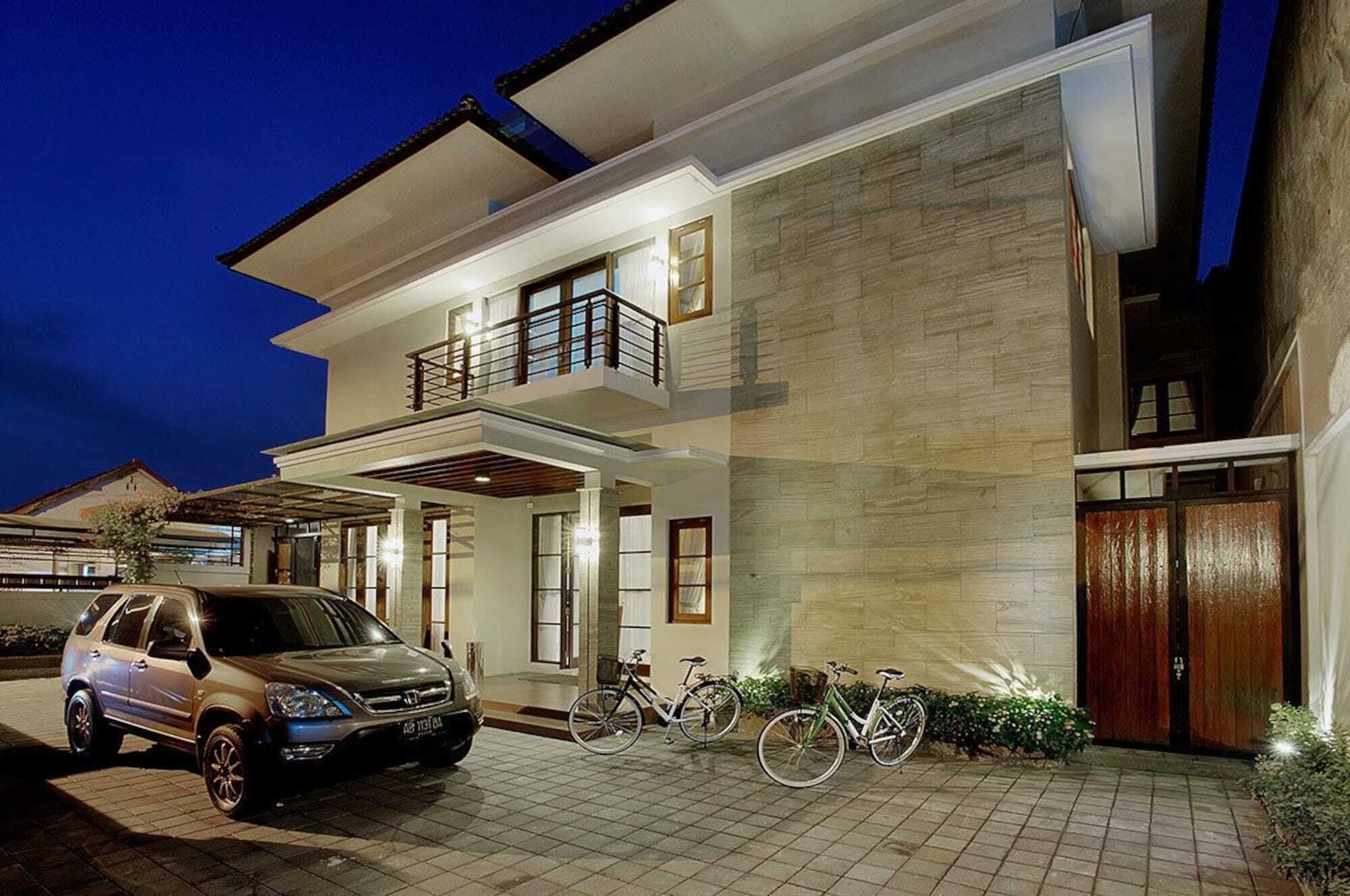 Omah Garuda Homestay Pakualaman Exterior foto